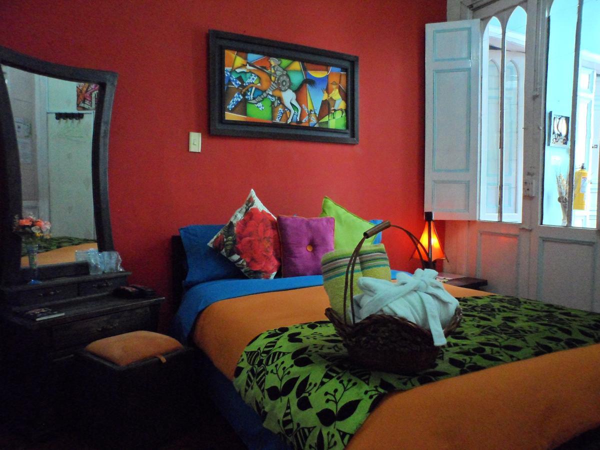 Zohar Hostel Bogotá Zewnętrze zdjęcie